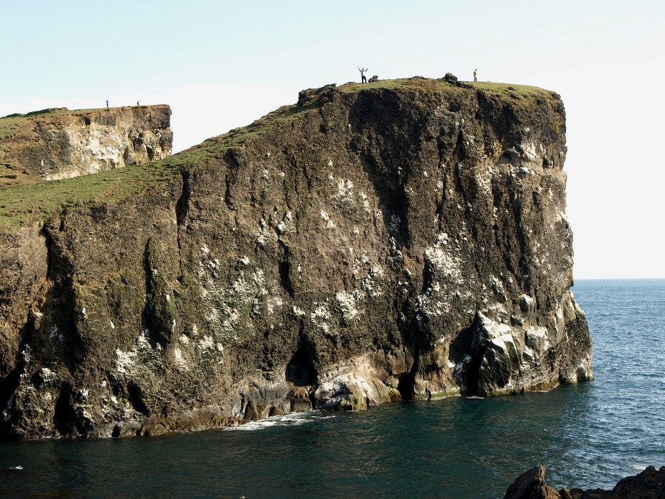 Izland - két bariton a szikla tetején